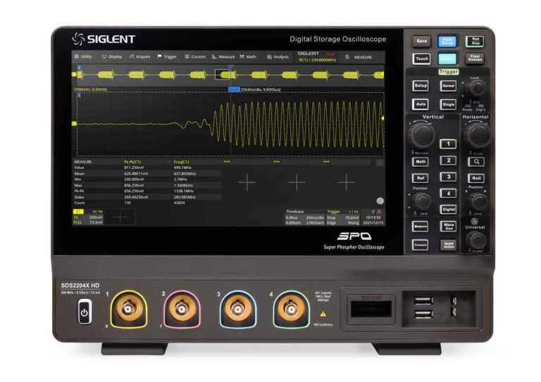 Siglent SDS2204X HD 12 bit, 4Ch, 200MHz, 2GSa/s High Resolution Oscilloscope