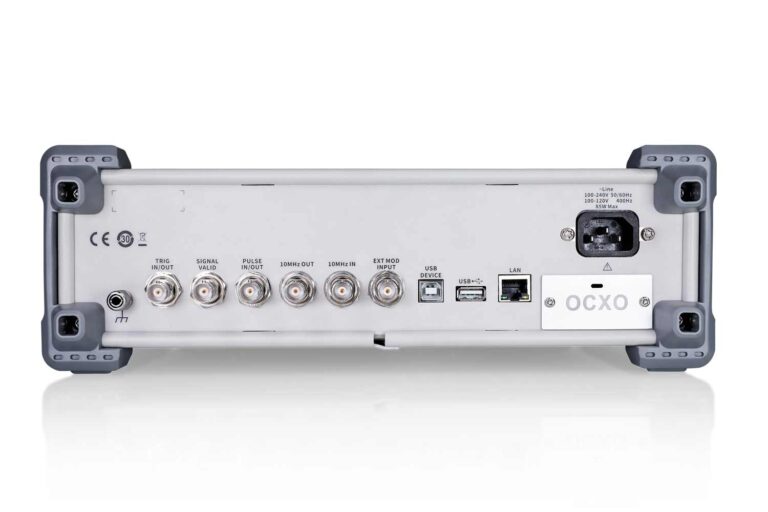 Siglent SSG5083A 9 kHz-13.6 GHz RF Signal Generator
